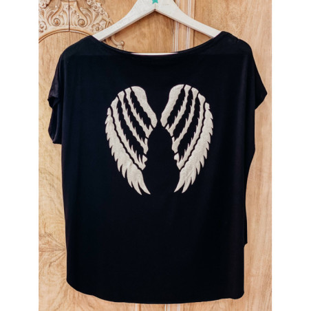 CAMISETA ALAS NEGRA