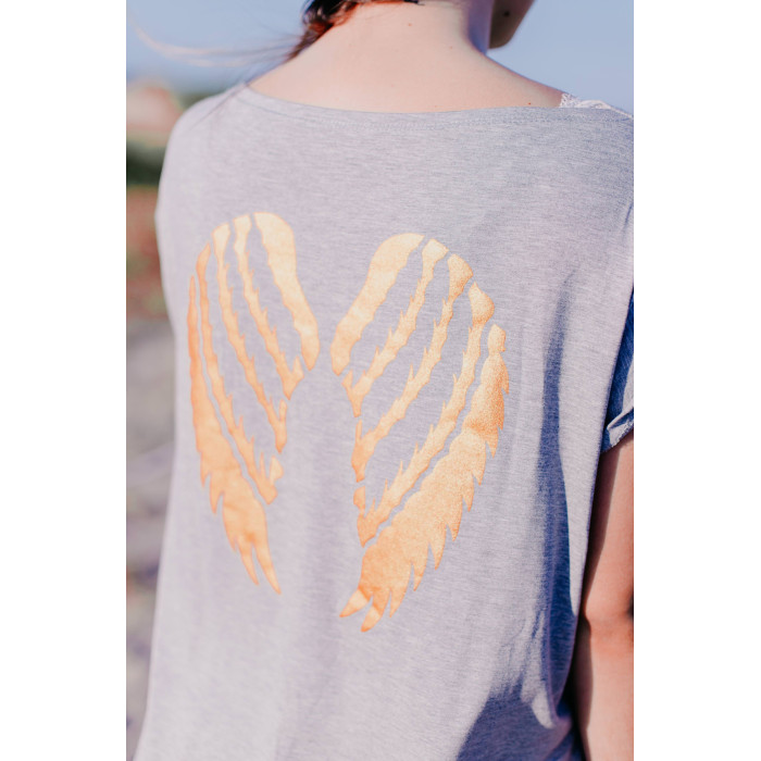CAMISETA ALAS GRIS