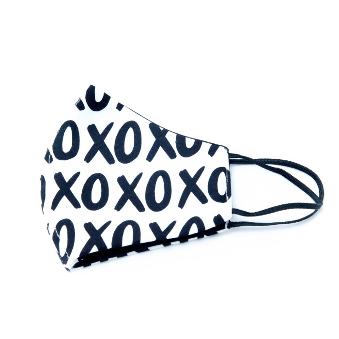 MASCARILLA TELA BESOS Y ABRAZOS XOXO