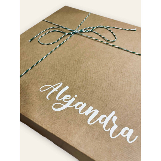 CAJA PERSONALIZADA 01