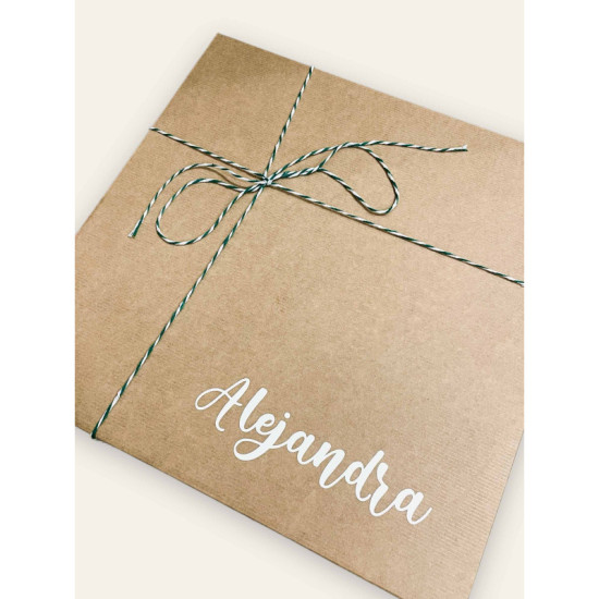 CAJA PERSONALIZADA 01