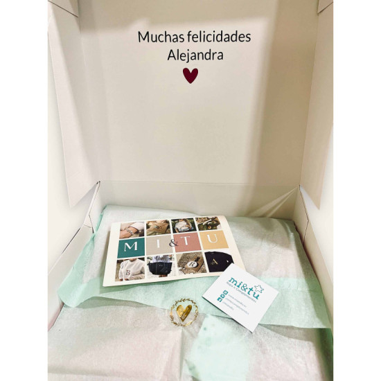 CAJA PERSONALIZADA 01