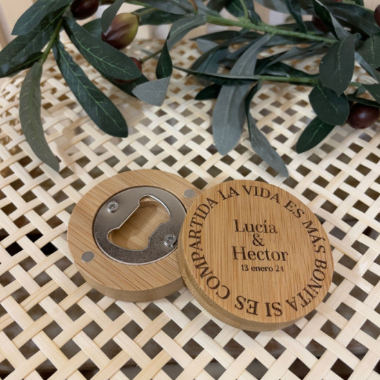 ABRIDOR PERSONALIZADO MADERA DE BAMBÚ