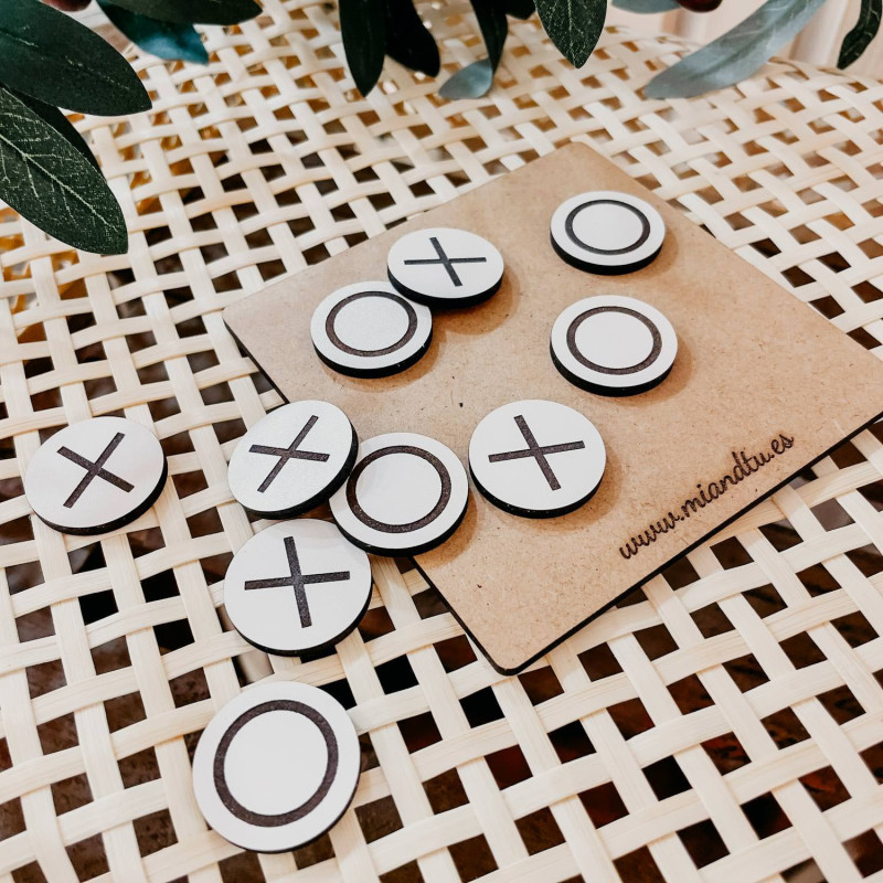 3 EN RAYA PERSONALIZADO