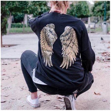 SUDADERA ALAS NEGRA