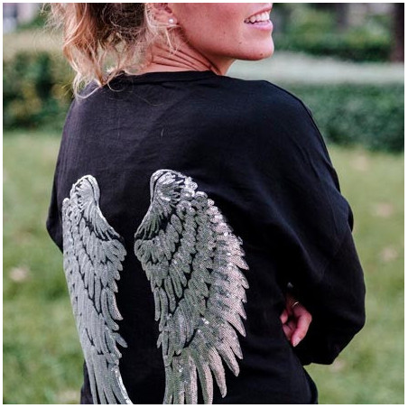 SUDADERA ALAS NEGRA
